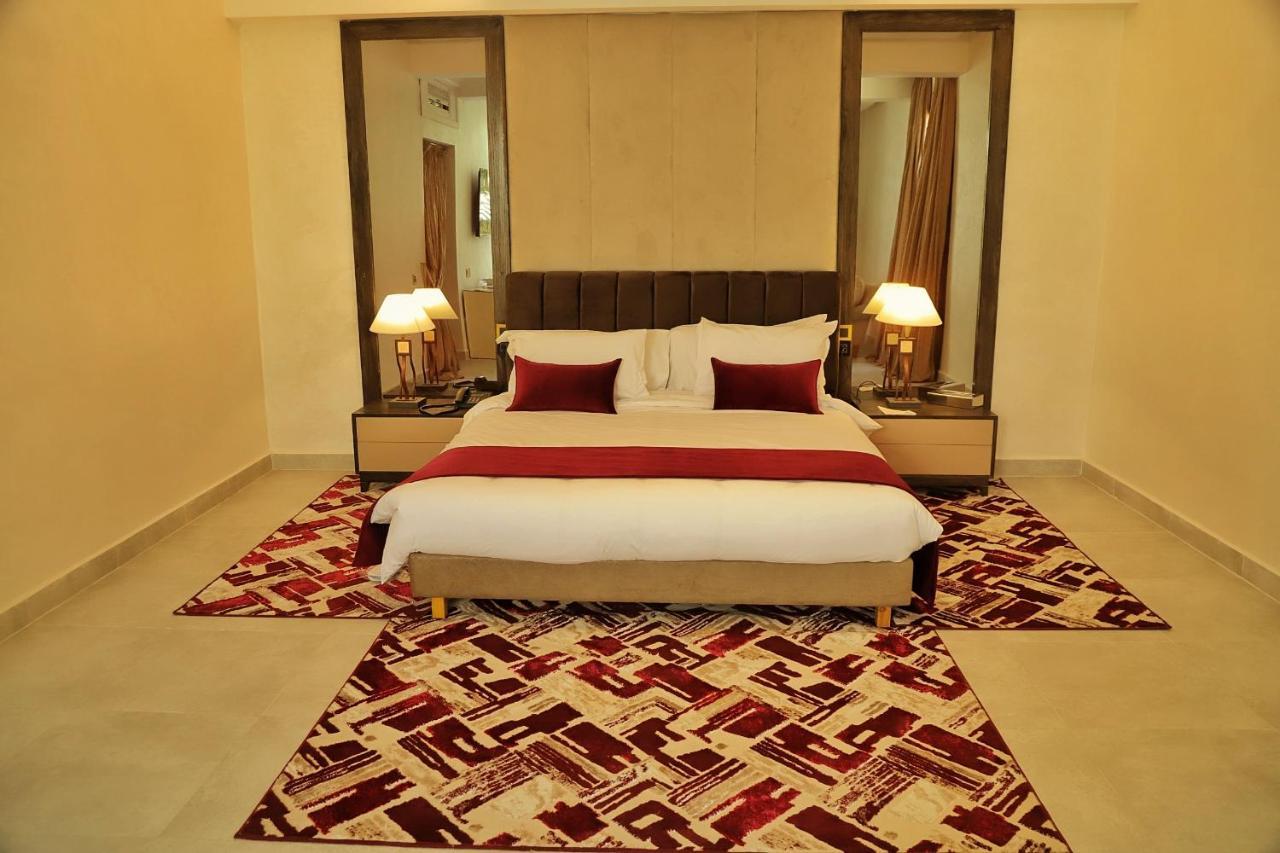 Hotel Parador ลาอโยน ภายนอก รูปภาพ